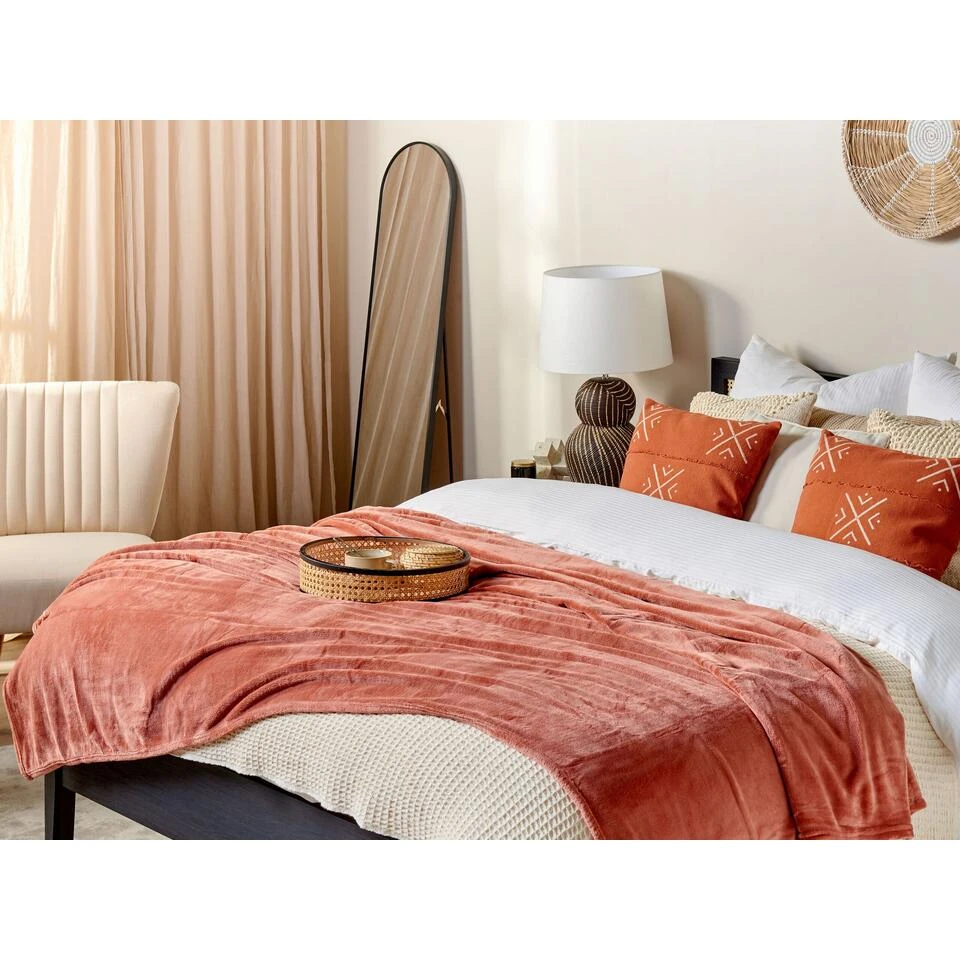 Beliani Plaid BAYBURT - Rood Polyester Beliani Plaid BAYBURT - Rood Polyester -Beliani 024f1847cf294bc68ab19241fd50b188