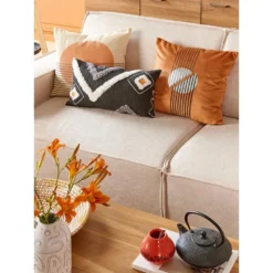 Beliani Sierkussen MOONFLOWER - Beige Polyester, Katoen 3 Beliani Sierkussen MOONFLOWER - Beige Polyester, Katoen -Beliani 08930a34a3a54ca2989fcc471f4fda39