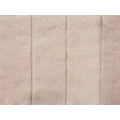 Beliani Plaid SMAHRA - Roze Polyester -Beliani 12dbccec3ec446499a26f81d3f226288