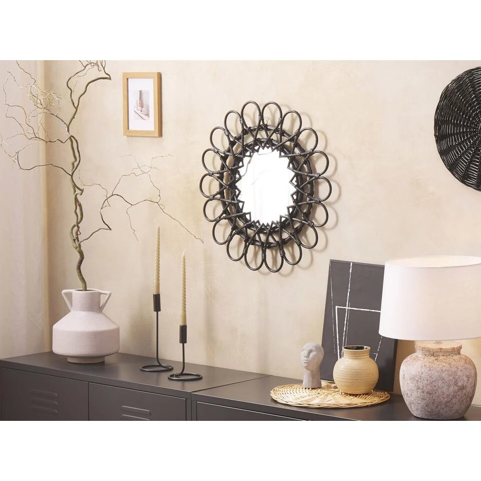 Beliani Wandspiegel BABAI - Zwart Rotan, Glas Beliani Wandspiegel BABAI - Zwart Rotan, Glas -Beliani 13e3e29b68da4aa4b0c6603a280c6daa