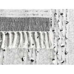 Beliani Plaid YAMALAK - Grijs Acryl -Beliani 23be93f0e0354064a658cbee16730ac2