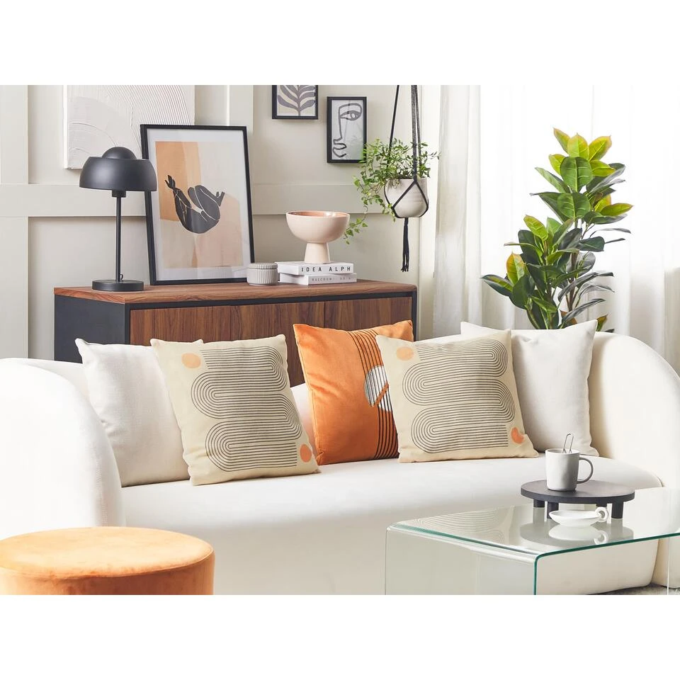 Beliani Sierkussen CALIBRACHOA - Beige Polyester, Katoen Beliani Sierkussen CALIBRACHOA - Beige Polyester, Katoen -Beliani 4542c581f83b4841bfea51bc0bd0a7ce