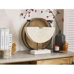 Beliani Kandelaar APANGO - Wit Paulowniahout -Beliani 50472a6ae25e450a9814ddb9a09fbe9c