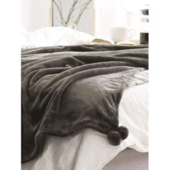 Beliani Plaid TERKE - Grijs Polyester -Beliani 63dd4c5651e14eb2b16ea594b4caf582