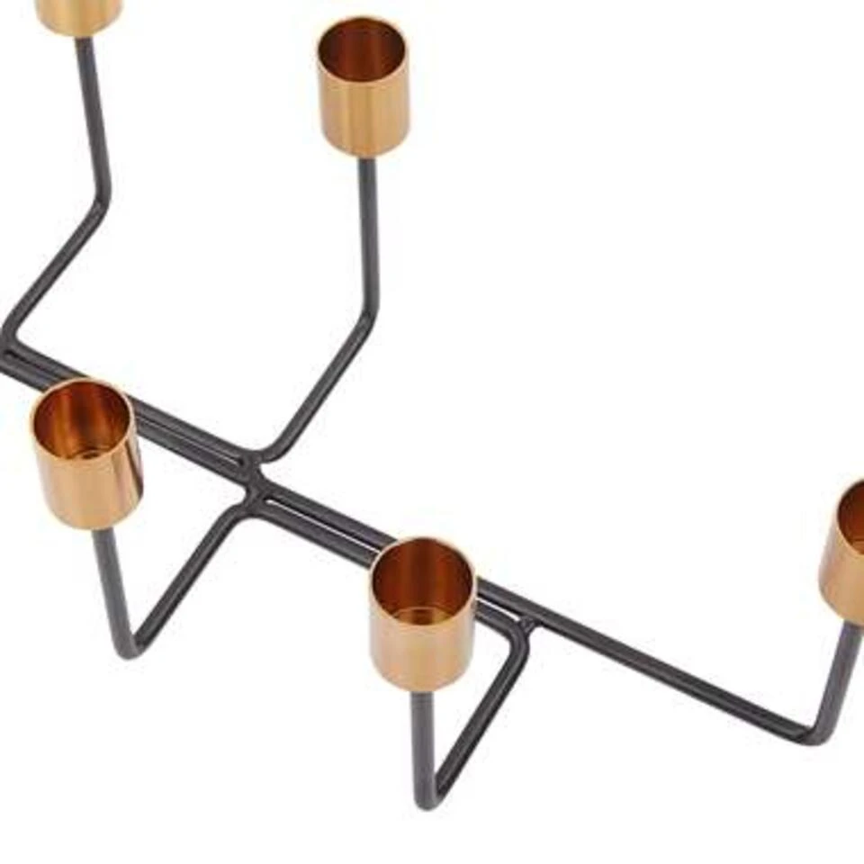 Beliani Kandelaar BANGKA - Zwart Metaal Beliani Kandelaar BANGKA - Zwart Metaal -Beliani 6e4ead17a6f6494cb3e9fa96f570347a