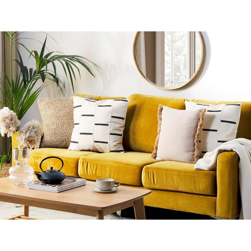 Beliani Sierkussen ABIES - Beige Katoen Beliani Sierkussen ABIES - Beige Katoen -Beliani 7b6dc9a1529e46c482a39647e0c11d51