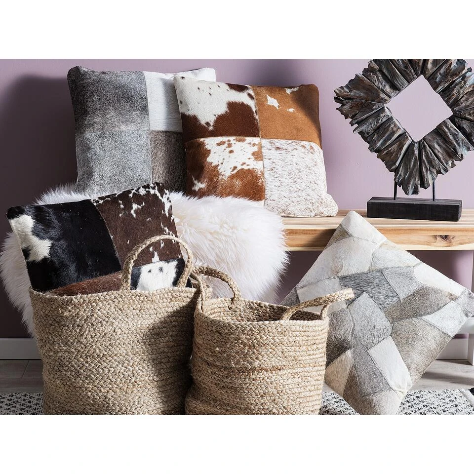 Beliani Sierkussen MARADY - Bruin Leer, Katoen Beliani Sierkussen MARADY - Bruin Leer, Katoen -Beliani 89f67096f4c84d719532e04e132e1a3d