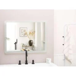 Beliani Badkamerspiegel CORROY - Zilver Glas -Beliani c0a62bee32d84c1a8854a9fcb21ab1b4