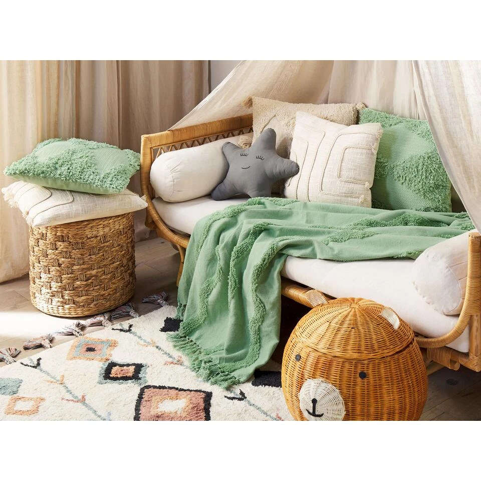 Beliani Plaid KHARI - Groen Katoen Beliani Plaid KHARI - Groen Katoen -Beliani c7d26af0c7124e57aba7b075aca115f0