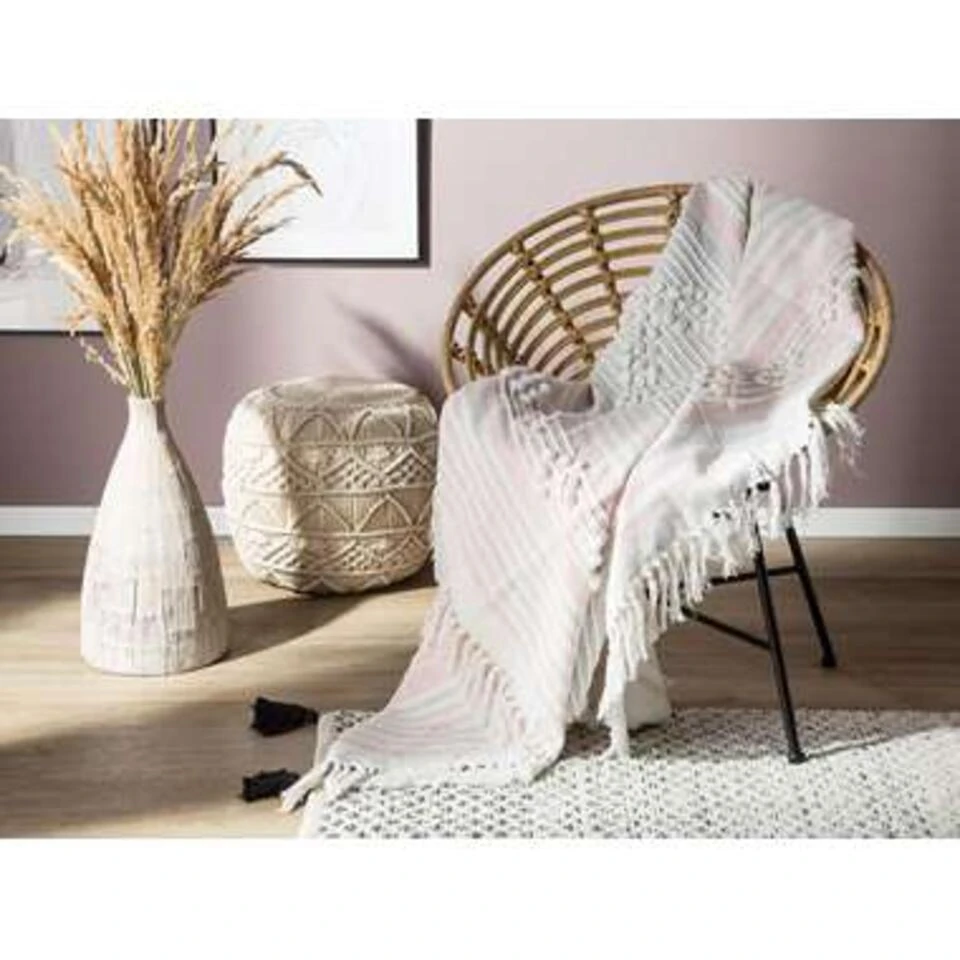 Beliani Plaid KAMAN - Roze Acryl Beliani Plaid KAMAN - Roze Acryl -Beliani d5f0e35d0d73428d904009ddd55f1c46