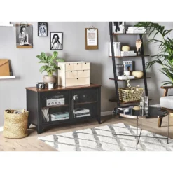 Beliani TV-kast VINCE - Donkere Houtkleur Vezelplaat, Staal 3 Beliani TV-kast VINCE - Donkere Houtkleur Vezelplaat, Staal -Beliani ec0b13d1565a4991808978c020b77875